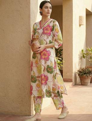Women Floral Printed Regular Pure Cotton Kurta with Trousers 5