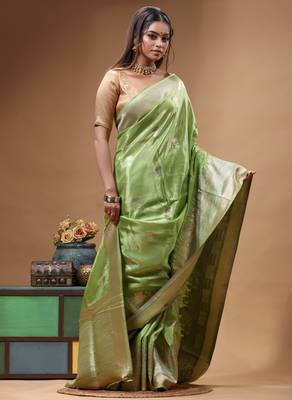 green crepe saree with desighner varanasi ghat theme zari border 2