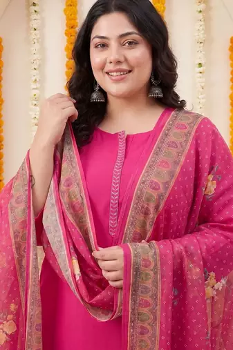 Plus Size Pink Embroidered Straight Kurta Trousers With Dupatta Set