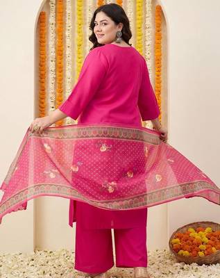 Plus Size Pink Embroidered Straight Kurta Trousers With Dupatta Set 5