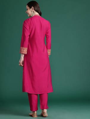 Women Ethnic Motifs Embroidered Pleated Mirror Work Kurta with Trousers 6