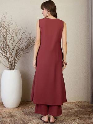 Women Woven Design Embroidered Cotton Kurta with Palazzos 5
