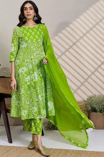 Women Floral Printed Cotton A-Line Kurta with Trousers & Dupatta