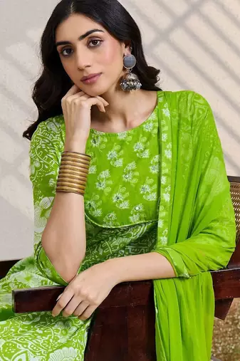 Women Floral Printed Cotton A-Line Kurta with Trousers & Dupatta