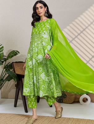 women floral printed cotton a-line kurta with trousers & dupatta 4