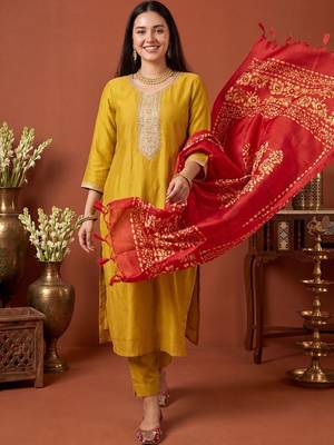 Women Ethnic Motifs Embroidered Regular Thread Work Kurta with Trousers & With Dupatta 1