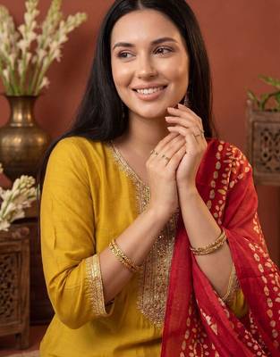 Women Ethnic Motifs Embroidered Regular Thread Work Kurta with Trousers & With Dupatta 5