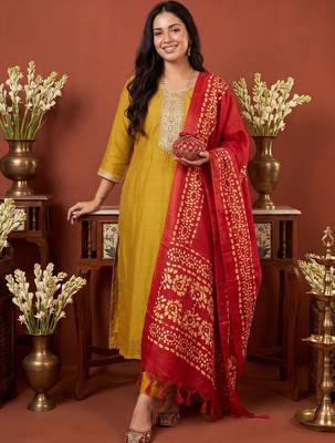 Women Ethnic Motifs Embroidered Regular Thread Work Kurta with Trousers & With Dupatta 6