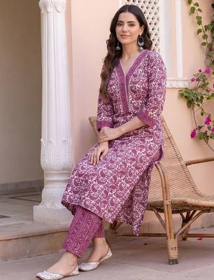 Women Ethnic Motifs Printed Regular Pure Cotton Kurta with Trousers 1