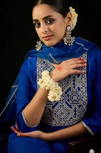 V Neck Floral Yoke Design Zardozi Straight Kurta with Trouser & Dupatta