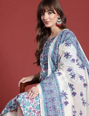 Floral Printed Pure Cotton Kurta with Trousers & With Dupatta 5