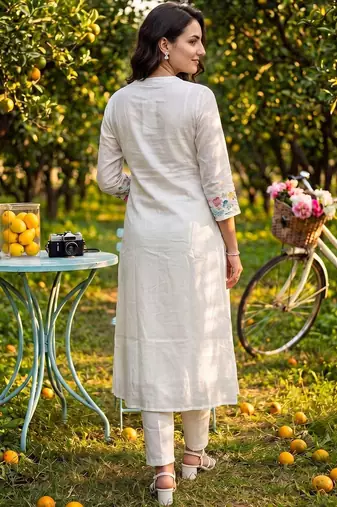 Women Floral Embroidered Empire Thread Work Pure Cotton Kurta with Trousers