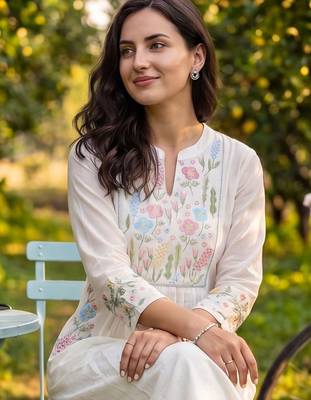 Women Floral Embroidered Empire Thread Work Pure Cotton Kurta with Trousers 5