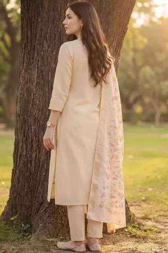 Women Ethnic Motifs Embroidered Regular Thread Work Kurta with Trousers & With Dupatta