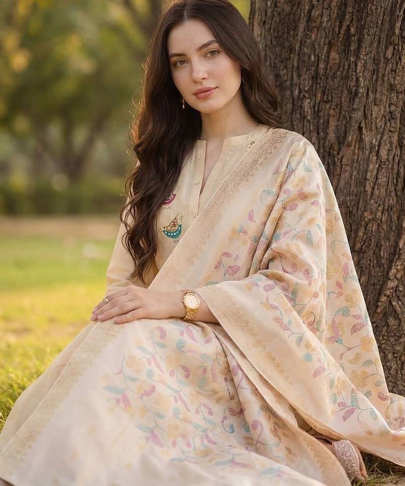 Women Ethnic Motifs Embroidered Regular Thread Work Kurta with Trousers & With Dupatta