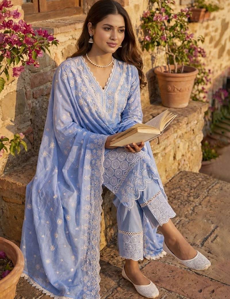 Women Ethnic Motifs Embroidered Regular Thread Work Pure Cotton Kurta with Trousers & With Dupatta