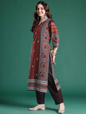 Geometric Printed Pure Cotton Kurta with Trousers & Dupatta 5