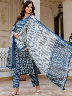 Women Ethnic Motifs Printed Regular Pure Cotton Kurta with Trousers & With Dupatta 2