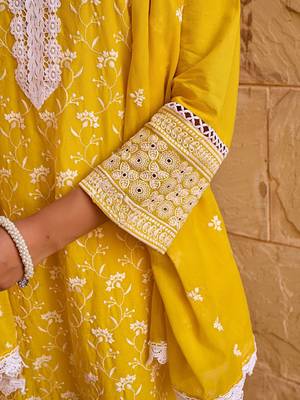 Women Ethnic Motifs Embroidered Pure Cotton Kurta with Trouser & Dupatta 6