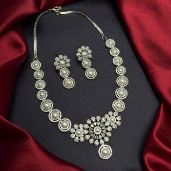 Pearl Cubic Zirconia Bridal Necklace Set, Floral Wedding Jewelry Earrings 2