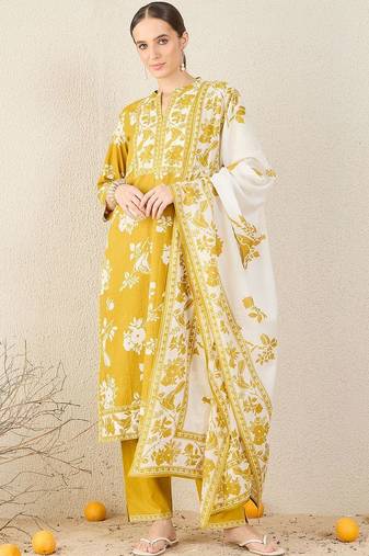 Women Floral Printed Pure Cotton Kurta with Trousers & Dupatta