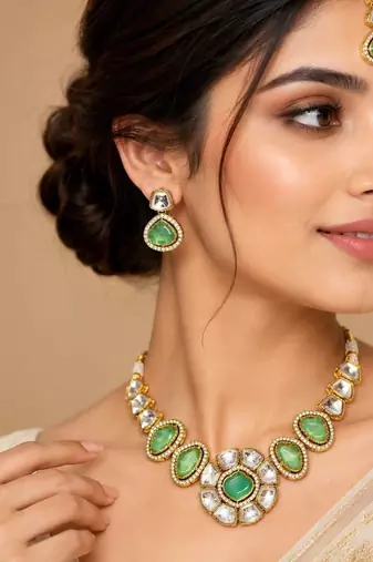 kundan mint green mehendi polish necklace set with earrings and maang tikka for bridal wedding jewelry
