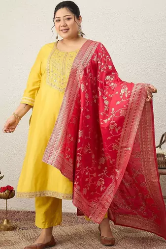 Plus Size Ethnic Motifs Embroidered Regular Kurta with Trousers & With Dupatta