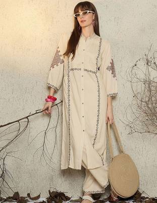 Women Ethnic Motifs Embroidered Regular Mirror Work Kurta with Palazzos 4