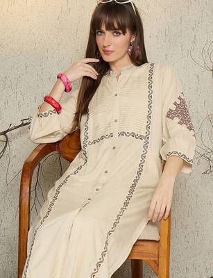 Women Ethnic Motifs Embroidered Regular Mirror Work Kurta with Palazzos 5