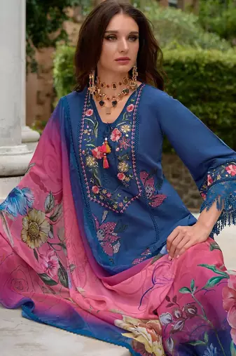 Women Floral Embroidered Panelled Thread Work Pure Silk Kurta with Trousers & With Dupatta