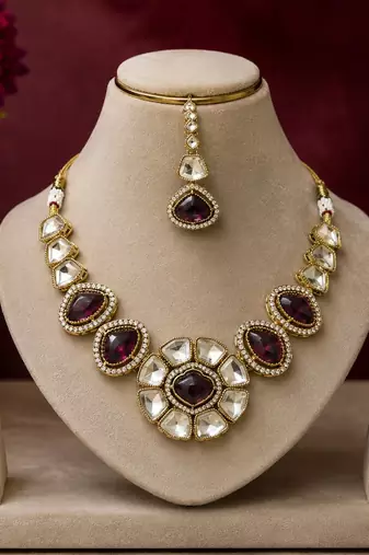 kundan wine color mehendi polish necklace set with earrings and maang tikka for bridal wedding jewelry