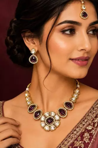 kundan wine color mehendi polish necklace set with earrings and maang tikka for bridal wedding jewelry