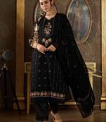 Floral Embroidered Sequinned Panelled Organza Kurta With Trousers & Dupatta