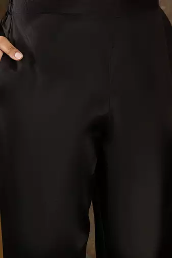 Floral Embroidered Sequinned Panelled Organza Kurta With Trousers & Dupatta