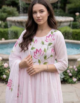 Women Floral Printed Regular Pure Cotton Kurta with Trousers & With Dupatta 2