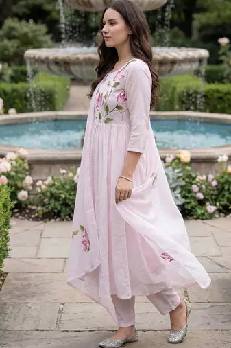 Women Floral Printed Regular Pure Cotton Kurta with Trousers & With Dupatta