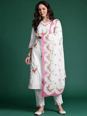 Floral Embroidered Pure Cotton Kurta with Trousers & Dupatta 1