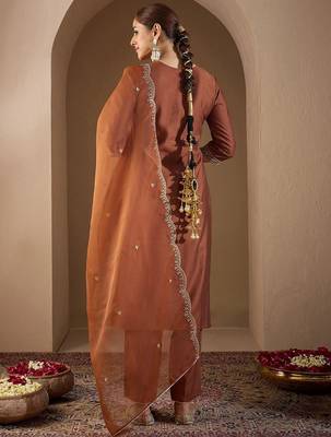 Women Ethnic Motifs Embroidered Regular Liva Kurta with Trousers & With Dupatta 5