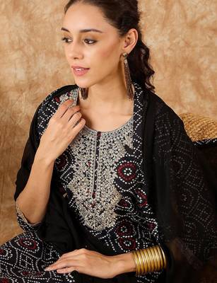 Bandhani Printed Straight Pure Cotton Kurta with Palazzos & Dupatta 2