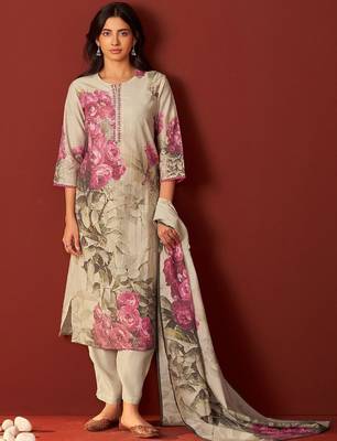 women floral printed kurta with trousers & dupatta 4
