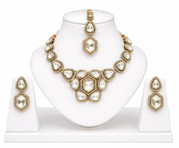 kundan white mehendi polish necklace set with earrings and maang tikka for bridal wedding jewelry 1