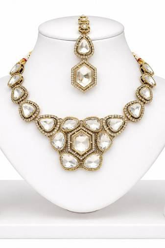 kundan white mehendi polish necklace set with earrings and maang tikka for bridal wedding jewelry