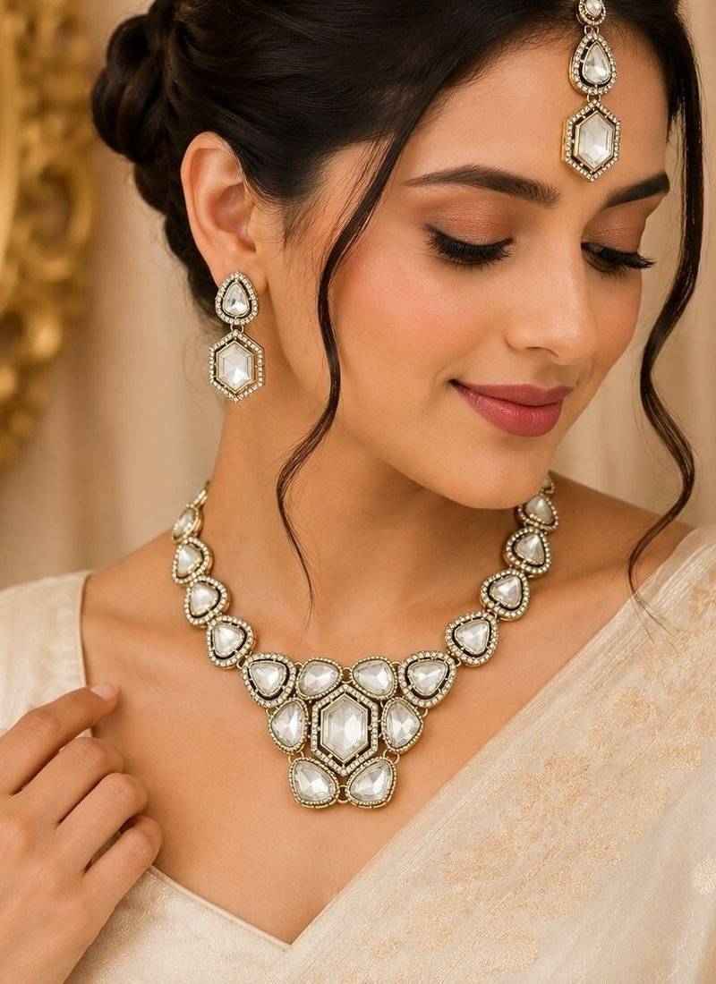 kundan white mehendi polish necklace set with earrings and maang tikka for bridal wedding jewelry