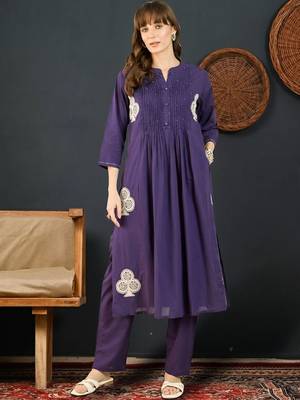 Women Ethnic Motifs Embroidered Pleated Thread Work Pure Cotton Kurta with Trousers 1