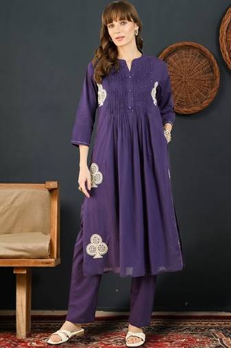women ethnic motifs embroidered pleated thread work  cotton kurta with trousers