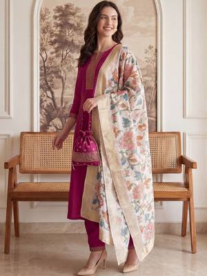 Women Floral Regular Thread Work Kurta with Trousers & With Dupatta 3