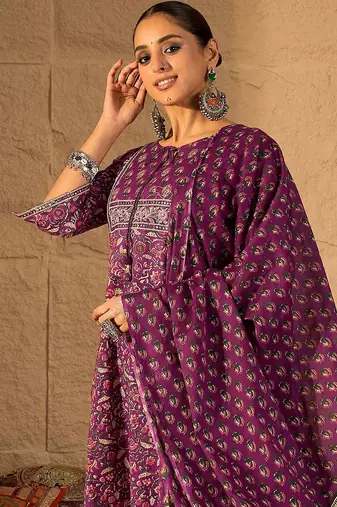 Women Floral Printed Regular Pure Cotton Straight Kurta with Trousers & Dupatta