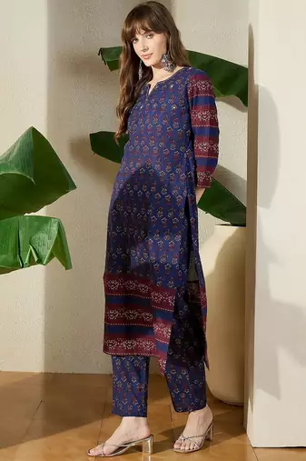 Women Ethnic Motifs Printed Regular Pure Cotton Kurta with Trousers