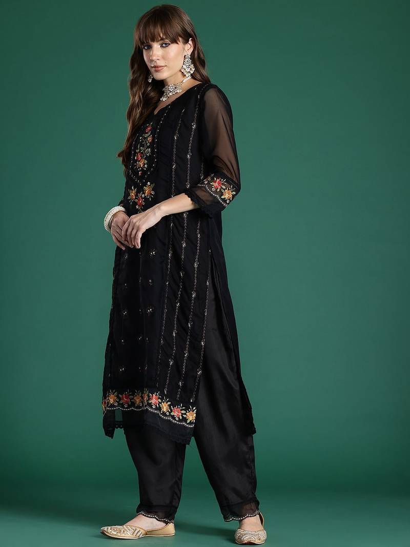 Floral Embroidered Panelled Thread Work Kurta with Trousers & With Dupatta