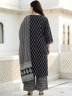Plus Size Printed Mirror Work Pure Cotton Kurta with Palazzos & With Dupatta 6